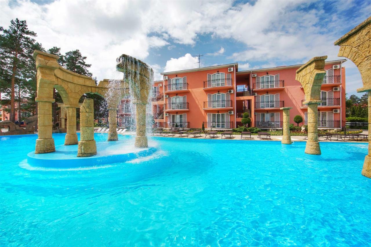 Alean Family Resort & Spa Riviera Anapa Bagian luar foto